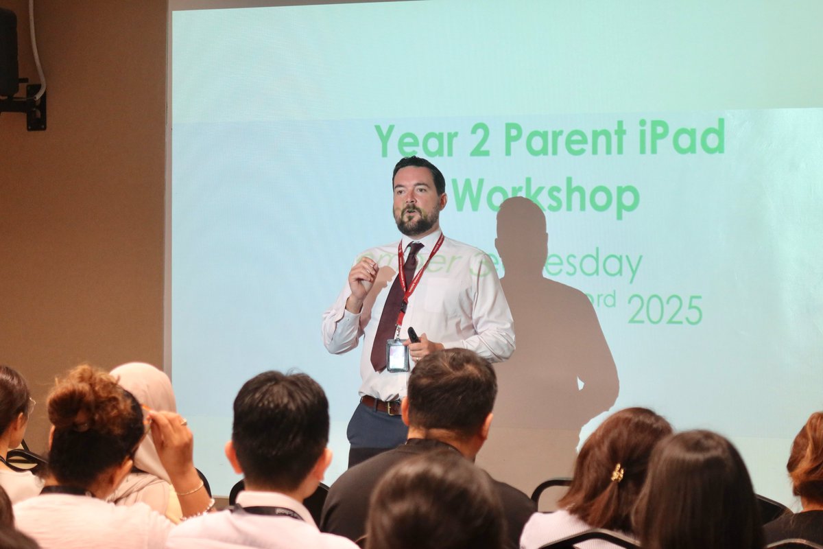 ShumitaR's tweet image. Ran a Year 2 iPad Parent Workshop with our Deputy Principal &amp;amp; Head of IT

We covered
✅ Purposeful iPad use in learning
✅ Positive online behaviour
✅ Online safety &amp;amp; parental controls

Helping parents feel empowered = helping students thrive🚀

#his_learning @InnovationHIS