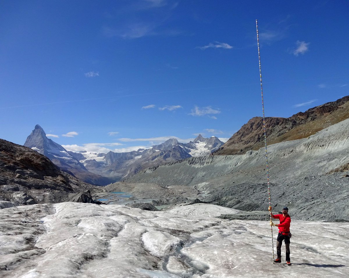 SwissMFA's tweet image. #Switzerland, a leader in polar and climate research, is dedicated to #protecting #glaciers. In its 2024–2027 foreign policy strategy, it seeks to establish an effective international climate regime and work towards Goal 13 of the #2030Agenda.

👉bit.ly/3Vd8Xbs