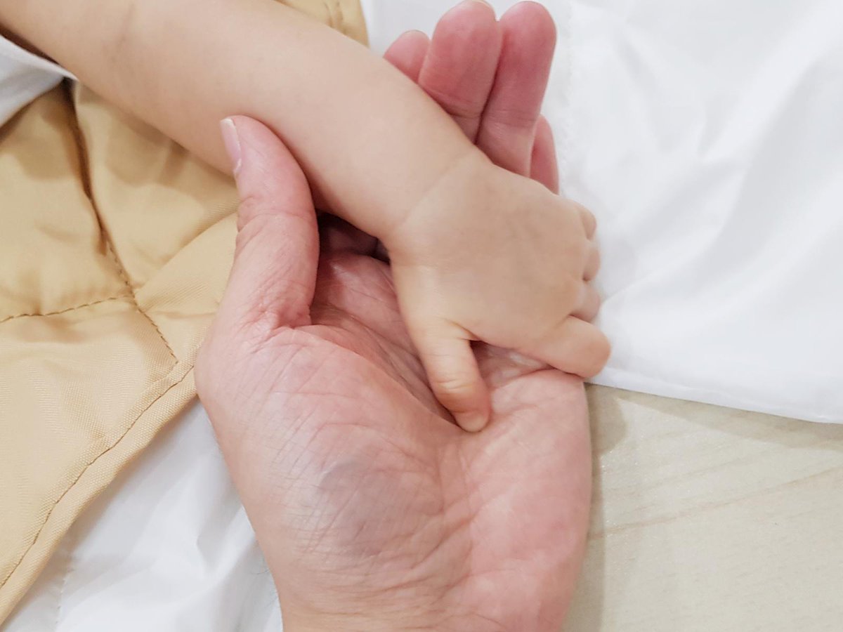 🧑‍🧑‍🧒 La <a href="/ComunidadMadrid/">Comunidad de Madrid</a> apoya a las familias con hijos en cuidados paliativos complejos con una nueva línea de ayudas económicas de pago único.

🔝 Esto facilita una atención integral y mejora su calidad de vida.

+Info: c.madrid/n3uoz

#DER2025Madrid