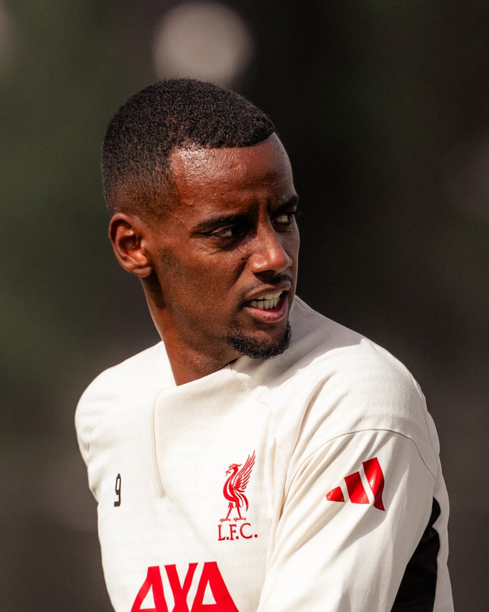 Isak 🔴

#UCL