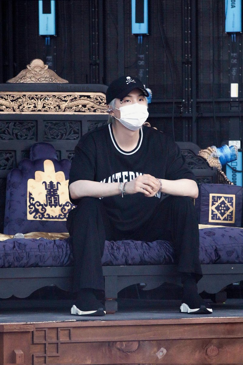 빛슈 tweet media