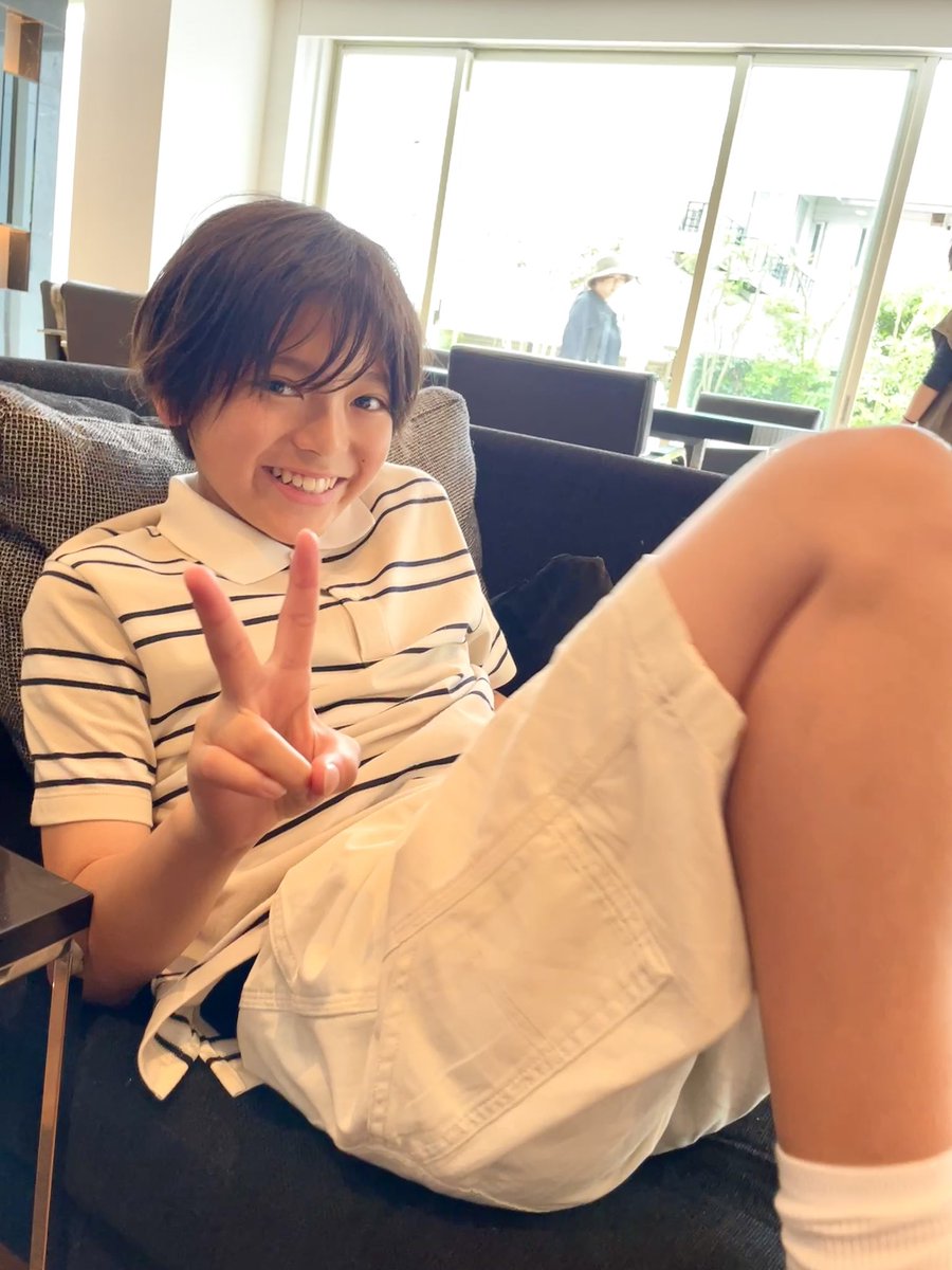 towa_12_11's tweet image. オフショット‼︎
『北くんがかわいすぎて手に余るので、3人でシェアすることにしました。』
11話見て下さりありがとうございました😊
#北くん の豪邸にて。。。
北くんにあんなまさかの過去があったとは。。。
#北くんシェア
#CENT_ラブシンドローム
#岩瀬洋志 さん
#池田千尋 監督
#渡邉斗翔
