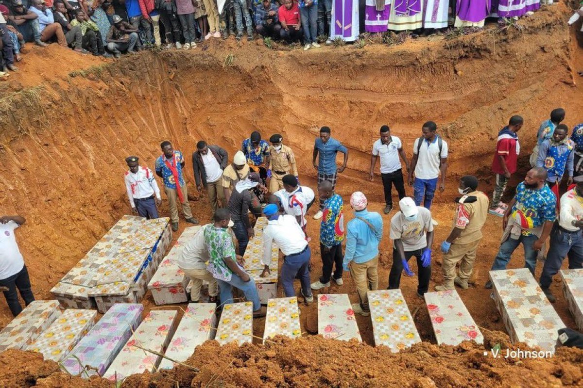 90 Christians were murdered by lslamist jihadists during the night from Monday to Tuesday in Ntoyo, in eastern Congo, as they were participating in a funeral wake. No evening news. No protests. No lumping together.