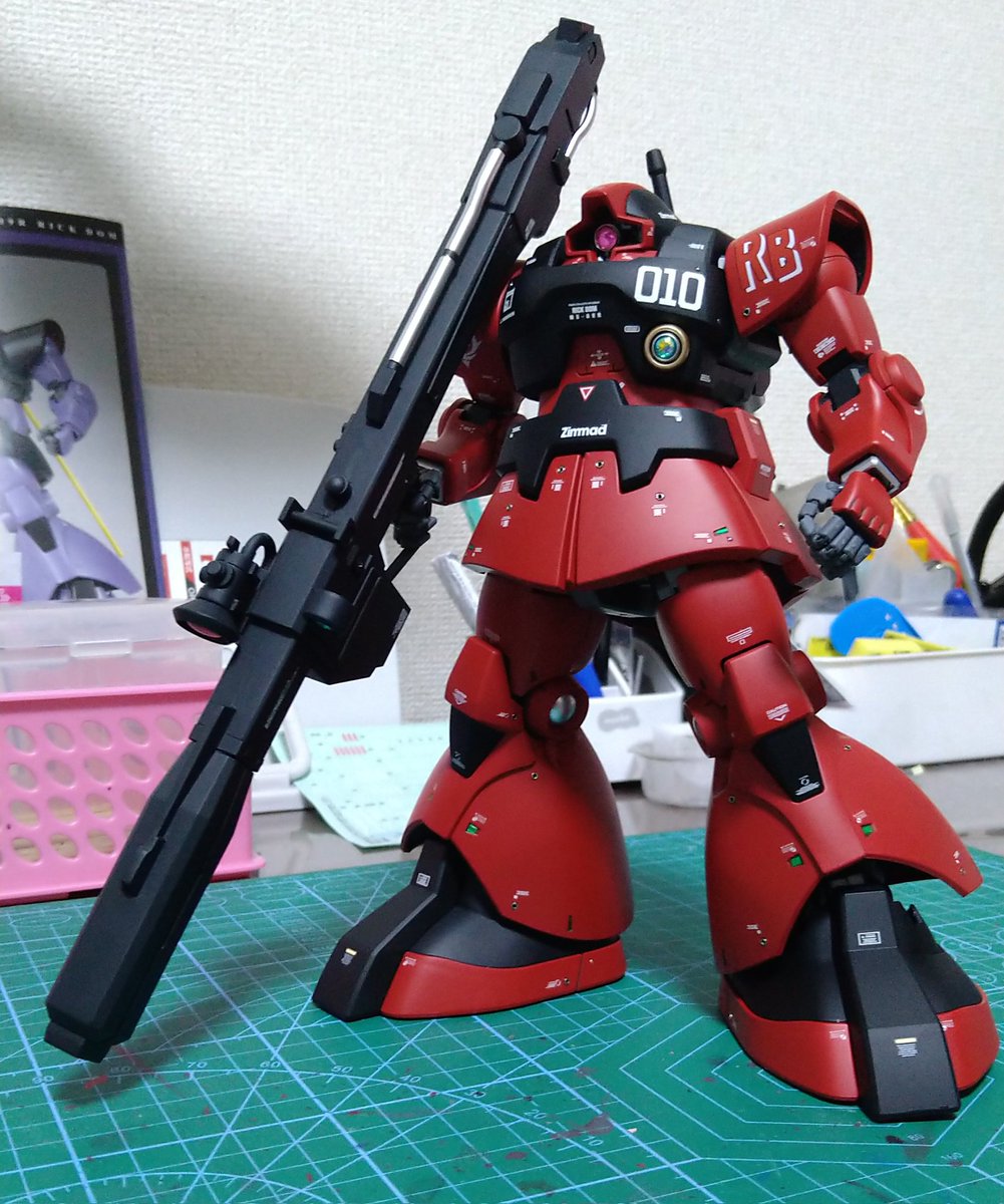 MG 1/100 ジョニー・ライデン専用リックドム完成です✨ 真紅の稲妻が