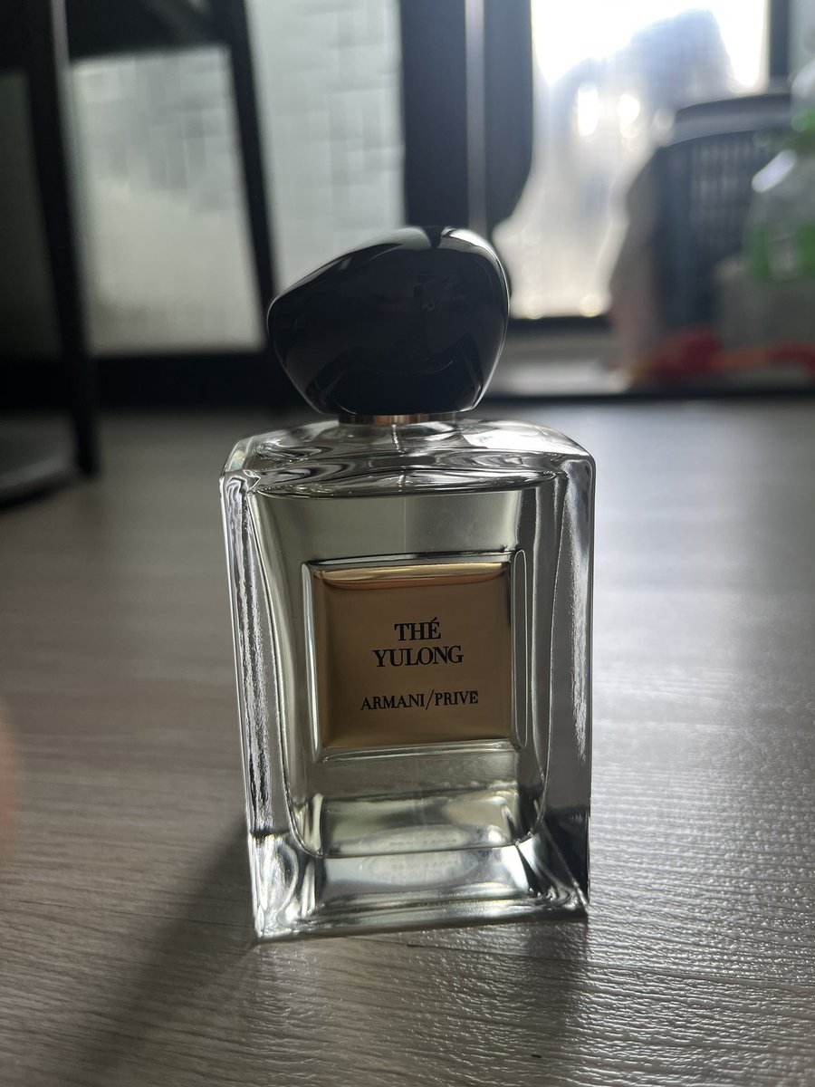 KhaunShop's tweet photo. The Amani Yulong กลิ่นพี่แจ็คสันนน 

ขนาด100 ml เหลือตามภาพฉีดน้อยมากกก กล่องซีลครบค่า 

ปล่อยต่อ 3290฿ รวมส่ง Flash ราคาจึ้งงงง

#JacksonWang #น้ำหอม #Theyulong #Got7 https://t.co/oW7gdHcorJ