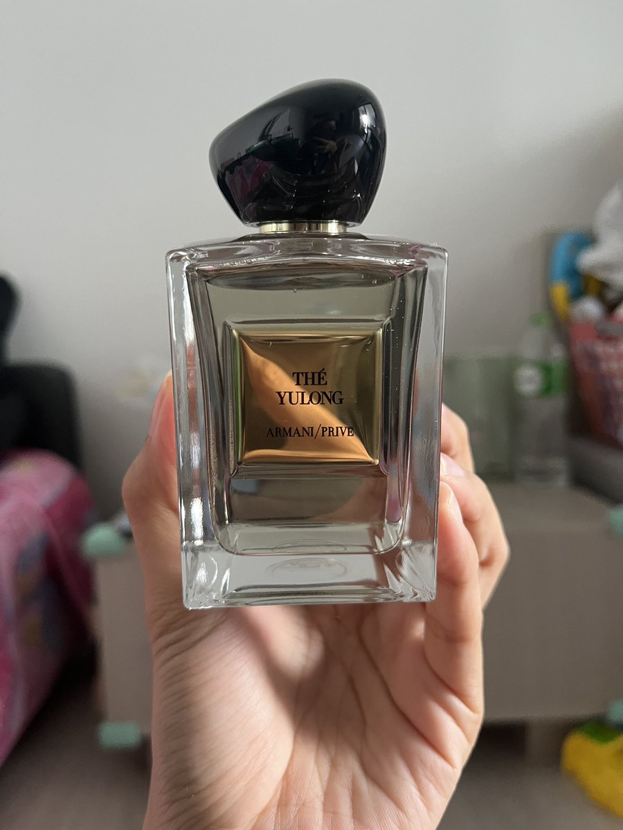KhaunShop's tweet photo. The Amani Yulong กลิ่นพี่แจ็คสันนน 

ขนาด100 ml เหลือตามภาพฉีดน้อยมากกก กล่องซีลครบค่า 

ปล่อยต่อ 3290฿ รวมส่ง Flash ราคาจึ้งงงง

#JacksonWang #น้ำหอม #Theyulong #Got7 https://t.co/oW7gdHcorJ