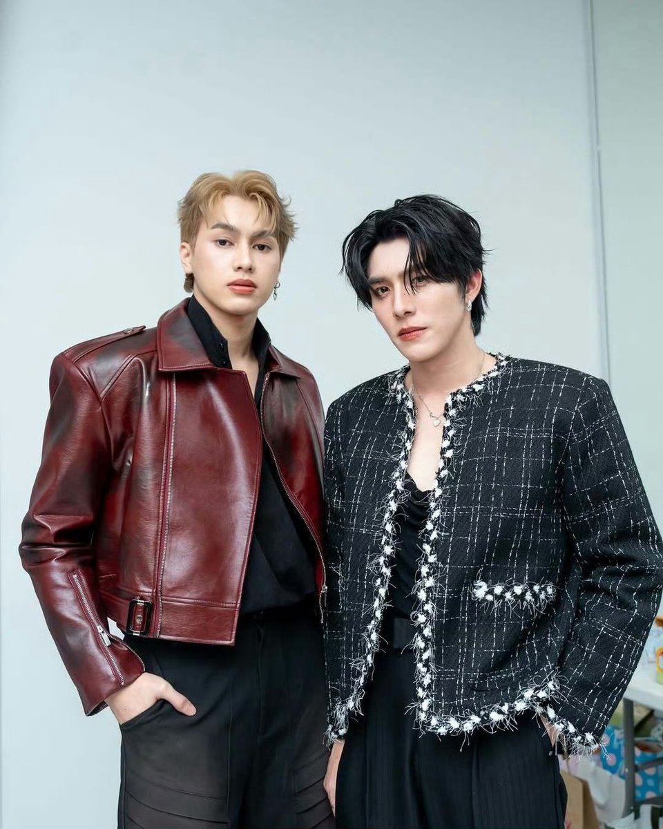 SmartBoom-CNFC🇨🇳 (@smartboomcnfc) on Twitter photo Smart and Boom’s acting deserves applause, but fans will never forget: without Jin, there is no complete or truthful Top Form.
WETV and HLN Respect TopForm
#WhereIsJin
#TopFormAllOrNothing
<a href="/WeTVThailand/">WeTV Thailand</a> <a href="/HeadlinerTH/">HEADLINER.th</a>
<a href="/Tailai_ENT/">TaiLai_ENT</a> Smart and Boom’s acting deserves applause, but fans will never forget: without Jin, there is no complete or truthful Top Form.
WETV and HLN Respect TopForm
#WhereIsJin
#TopFormAllOrNothing
<a href="/WeTVThailand/">WeTV Thailand</a> <a href="/HeadlinerTH/">HEADLINER.th</a>
<a href="/Tailai_ENT/">TaiLai_ENT</a>