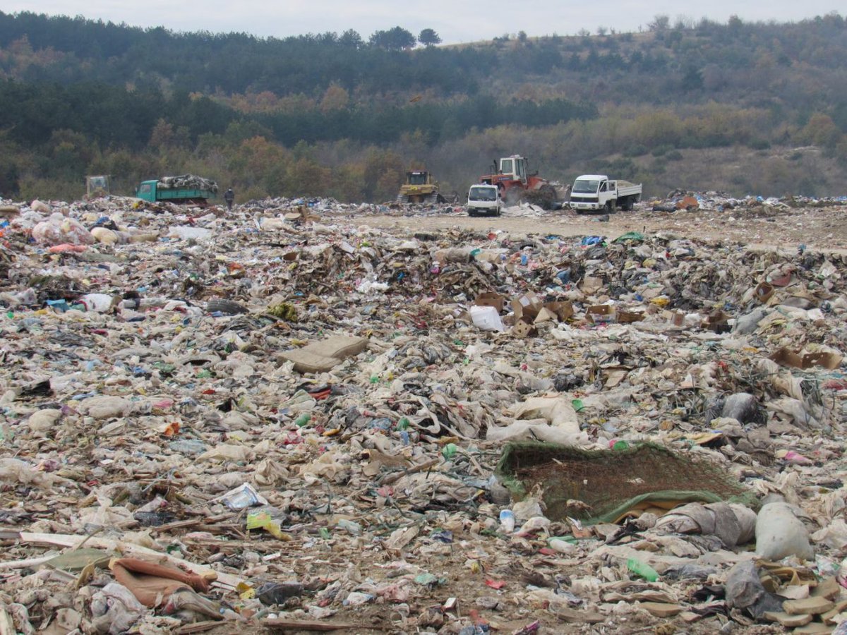 O2Inicijativa's tweet image. ✅ Потпиши ја петицијата Дрисла да остане во јавно владеење на Град Скопје, а идните кандидати за градоначалник на Град Скопје да се обврзат на ова и започнат инвестирање во трансформирање во современ центар за управување со отпад, по пример на Љубљана.
chng.it/rfHF2vHch8