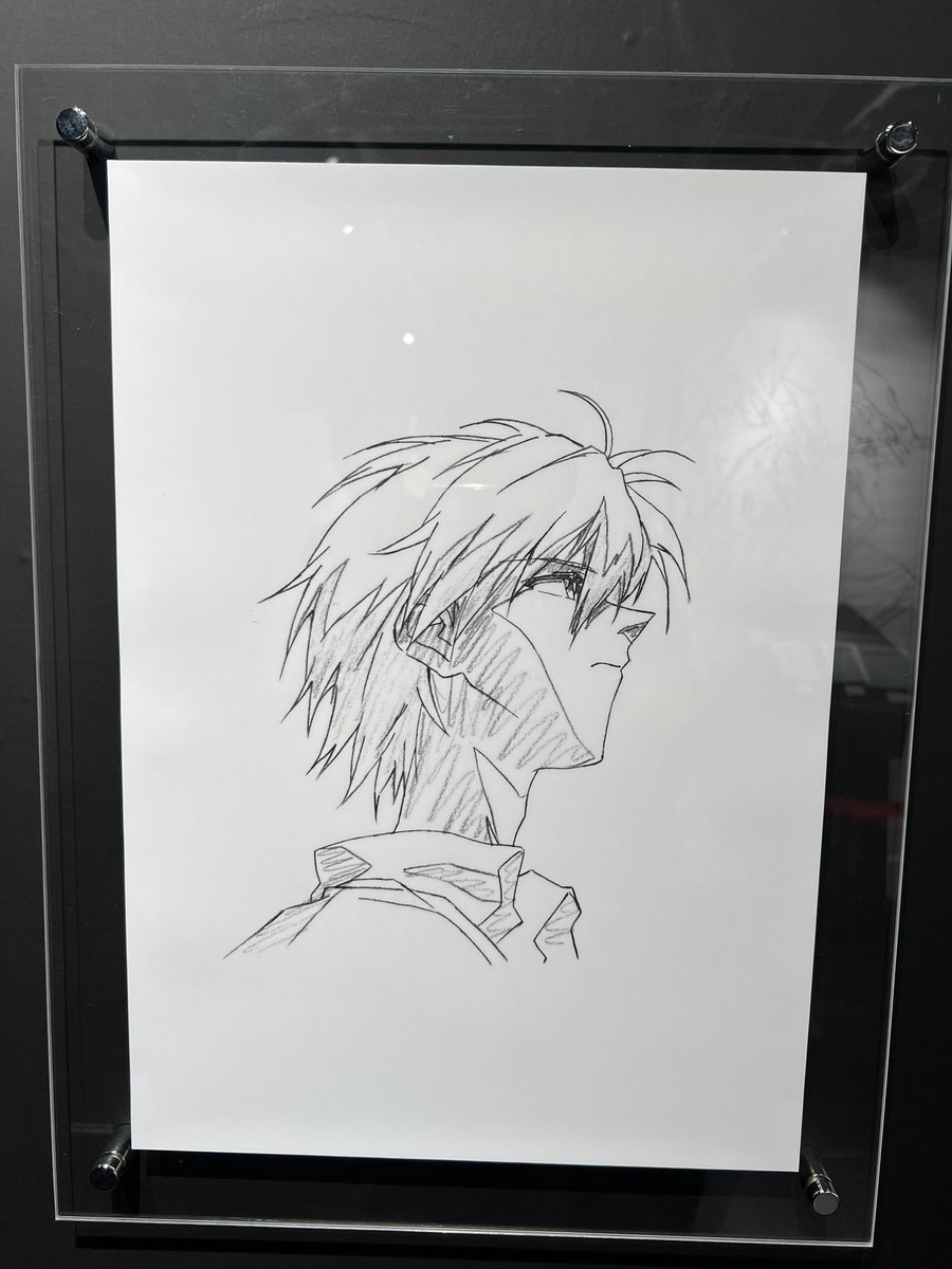 フクダーダ先生のお誘いでアニメイト池袋店の渚カヲル展の内覧会にお邪魔させていただきました。
意外な事に入った瞬間「カヲルくん推しです」ってなった。
撮影ブースも凝ってて楽しいし、ぜひ皆さんも行ってみるといいですよ。
#渚カヲル
#エヴァ30
#エヴァンゲリオン 