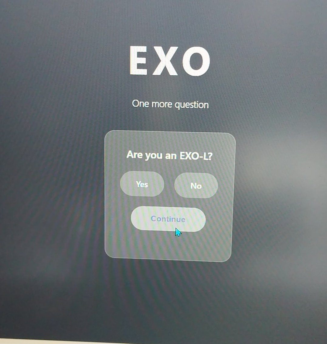 JeffNihility's tweet image. I&apos;m cooking something 👀 
#webdeveloper #coding #exo