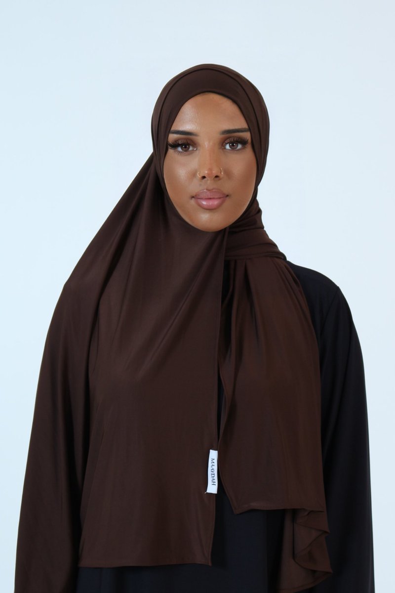 coucou les filles, bonne nouvelle!!!
ça vous re dirait un nouveau concours pour gagner 2 voiles MAAYDAH? 
maaydah.com