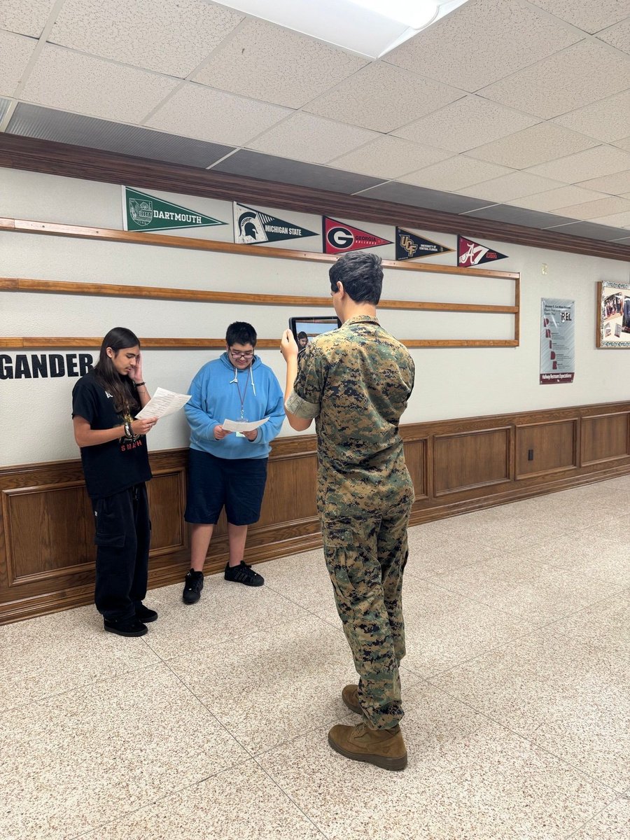 gccisd_edtech's tweet image. Students in Mrs. Perazza’s Spanish class at Lee HS are using their iPads to record each other and practice speaking Spanish! 🎙️📱 A fun and effective way to build confidence and fluency! 🇪🇸✨ #EdTechInAction