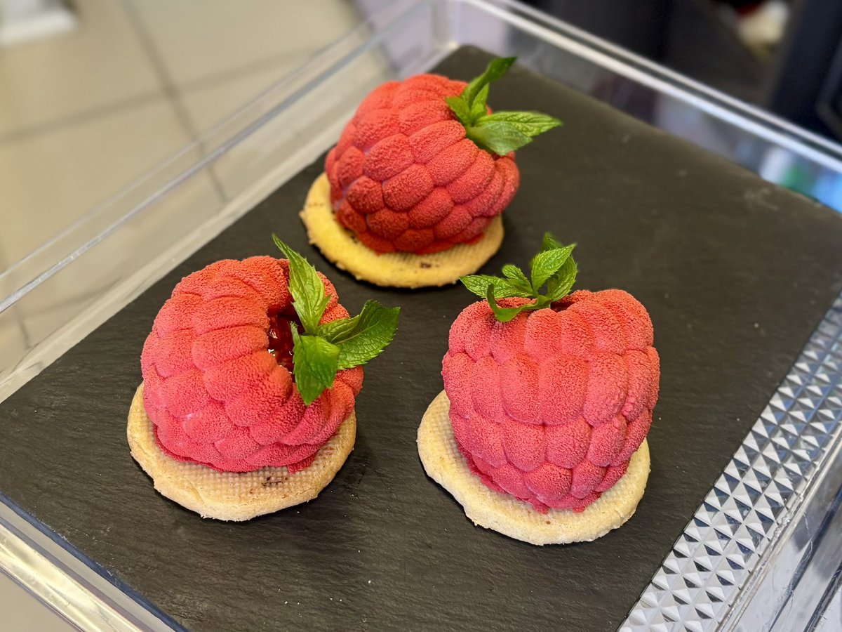 Enchanted Patisserie⭐️⭐️⭐️⭐️⭐️ tweet media