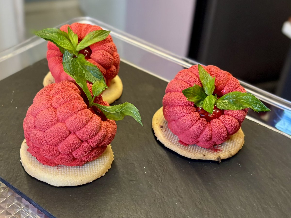 Enchanted Patisserie⭐️⭐️⭐️⭐️⭐️ tweet media