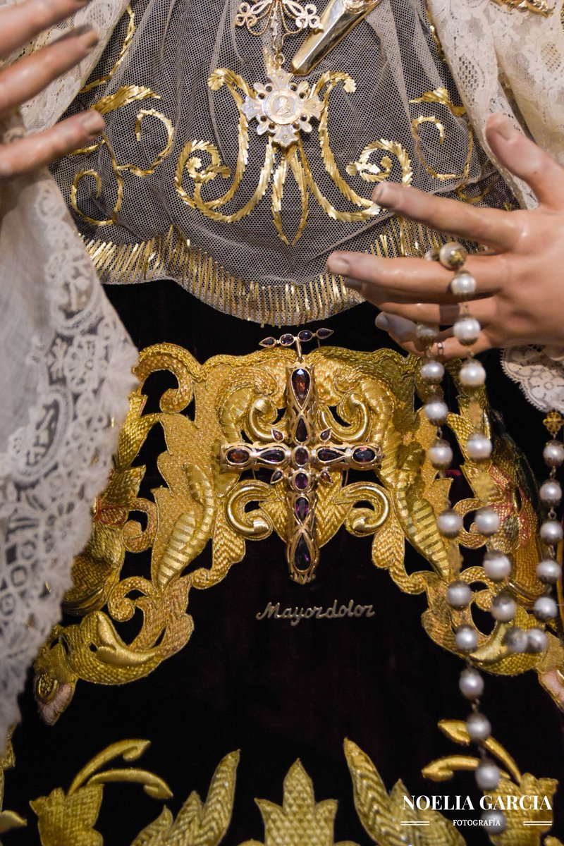 💙 Nuestra Señora del Mayor Dolor ya se encuentra ataviada en su altar para la celebración del Solemne Triduo en honor a la festividad de Los Dolores Gloriosos de María.

#CofradíasMLG