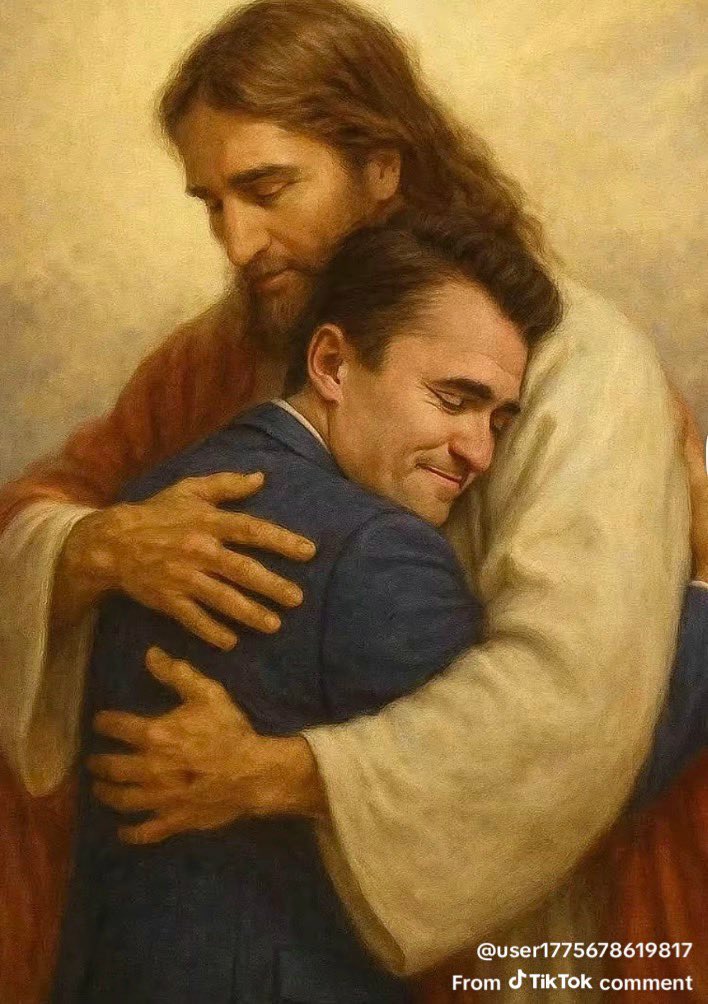 midelaro83's tweet image. What an absolutely powerful picture.
RIP Charlie.
#CharlieKirkshot