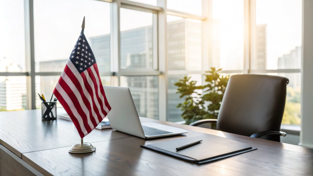 BlueCoreTech's tweet image. Today, we pause to honor the lives lost and the heroes who rose in the face of tragedy on September 11, 2001.

May we never forget their courage, sacrifice, and strength. 🇺🇸

#NeverForget #PatriotDay