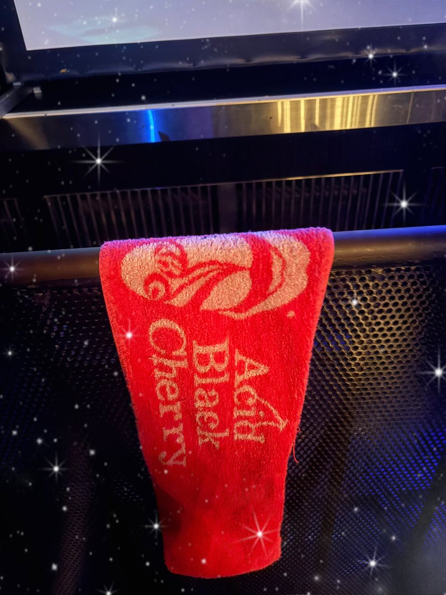 nwn__abc's tweet photo. AcidBlackCherry🍒
FILM LIVE tour 2025 "Q.E.D."

最前とれて暴れまくったので悔いは無いです✌🏻

終演後にはむちちゃんとりんかちゃんヘドバン綺麗だった〜って声掛けてくれてたくさん褒めて貰えてめちゃくちゃ嬉しかった🥹💓

お隣も後ろの方もみんな優しい方達で
最高でした😭！お疲れ様でした！ https://t.co/rJoy98dzRD