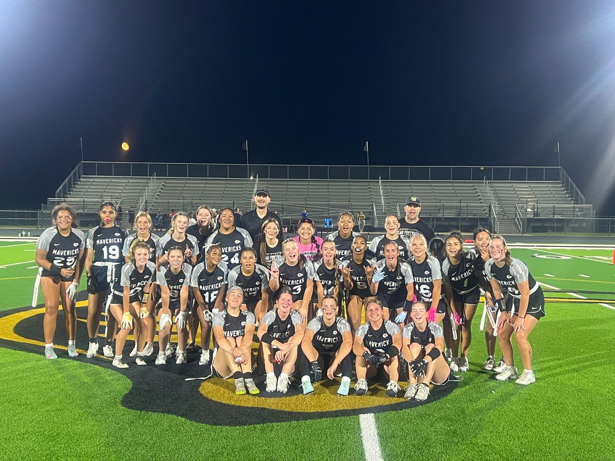 MaizeSouthAD's tweet photo. Such an exciting night on the turf with MSHS coming away with 2 victories, 34-0 over Wichita South and 32-0 over Wichita NW. We were amazed by the talent on display in this flag football triangular! These student athletes are truly incredible. https://t.co/TiyMXoorhP