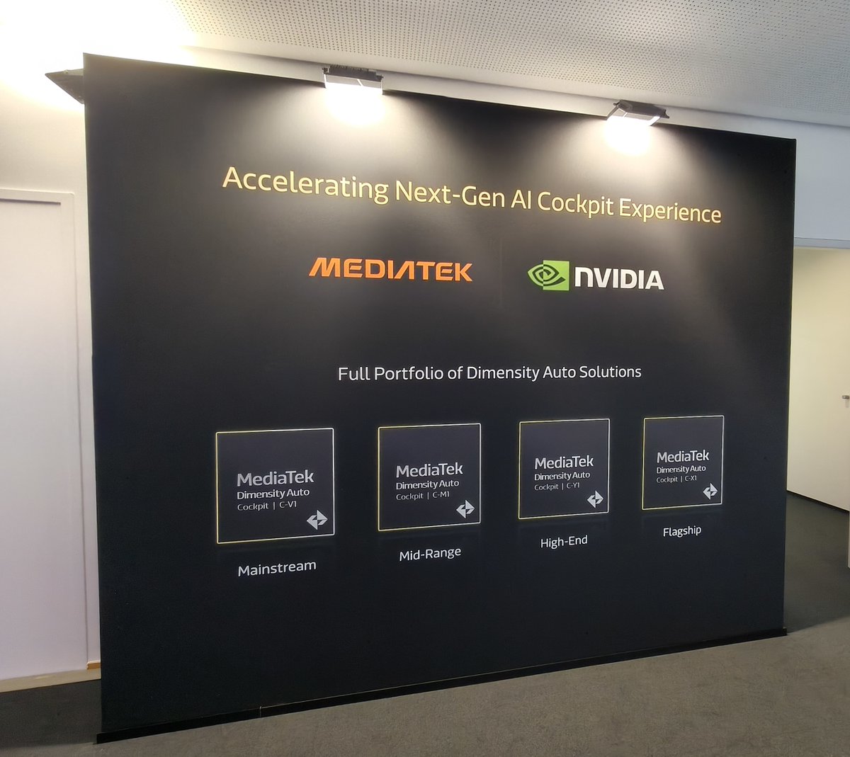MediaTek's tweet photo. Take a look at MediaTek @ #IAAMobility25. We are accelerating AI to transform in-vehicle experiences with #DimensityAuto:
🚗 Smart Cockpit 
🎙️ In-Vehicle Voice Gen-AI NPU
📶 5G eCall
🌐 5G-A Telematics
📡 In-Vehicle Wi-Fi/Bluetooth
🌙 Clear Night Vision Cameras with NR
&amp; more... https://t.co/zWn5EXYyNT