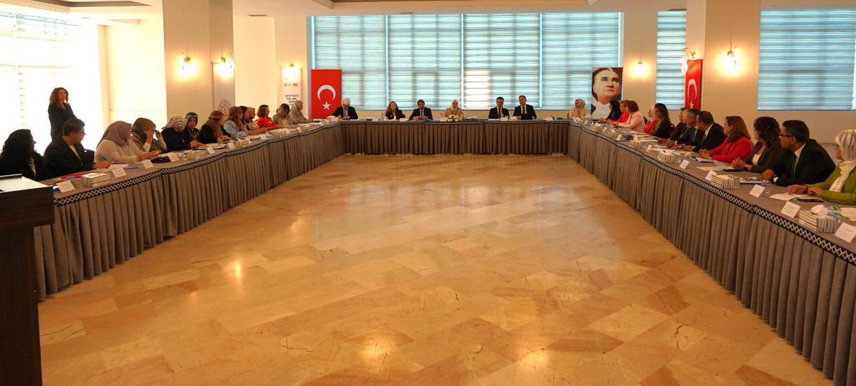 “Hayat Boyu Öğrenme Genel Müdürlüğü Olgunlaşma Enstitüsü Müdürler Toplantısı” Gerçekleştirildi.

Bakan Yardımcımız Sayın Doç. Dr. Celile Eren Ökten’in ve Genel Müdürümüz Sayın Cengiz Mete’nin katılımlarıyla “Hayat Boyu Öğrenme Genel Müdürlüğü Olgunlaşma Enstitüsü Müdürler