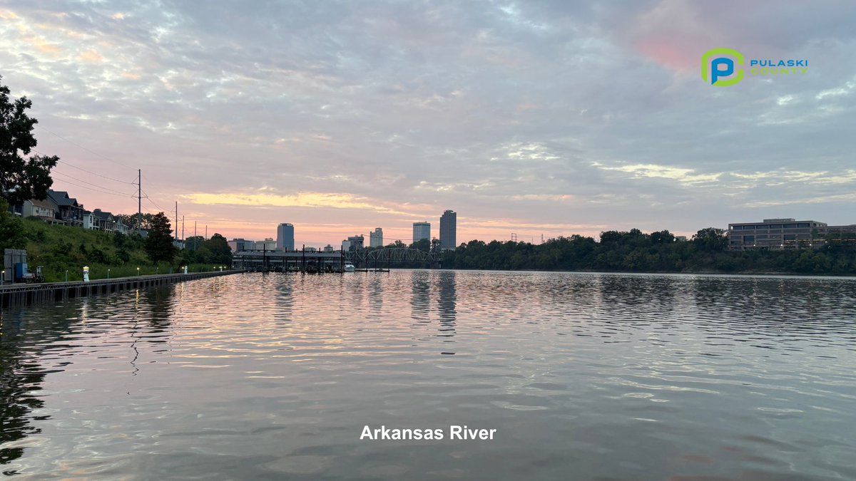 PulaskiAR's tweet image. ☀️ Guess who’s back? Summer, yay. 😎
Pulaski County’s heating up — mid-90s &amp;amp; no rain in sight!
Perfect for a lake day or a ride/stroll along the Arkansas River Trail 🌊🚴‍♀️

Soak it up before hoodie season rolls in! 🍂
#SecondSummer #FallWho #PulaskiCountyWeather