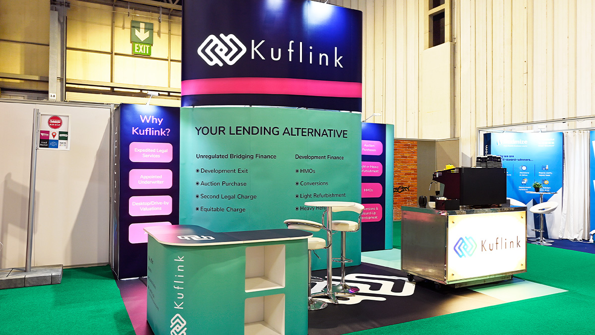 Quadrant2Design's tweet image. Captivating 5m x 4m Peninsula #Exhibition Stand for @KuflinkUK