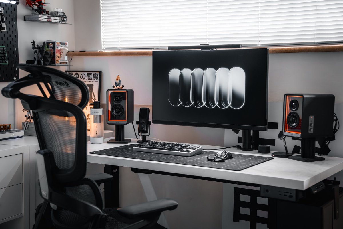giusetup's tweet image. Last month with this setup ✨ 
#desksetup
#setup