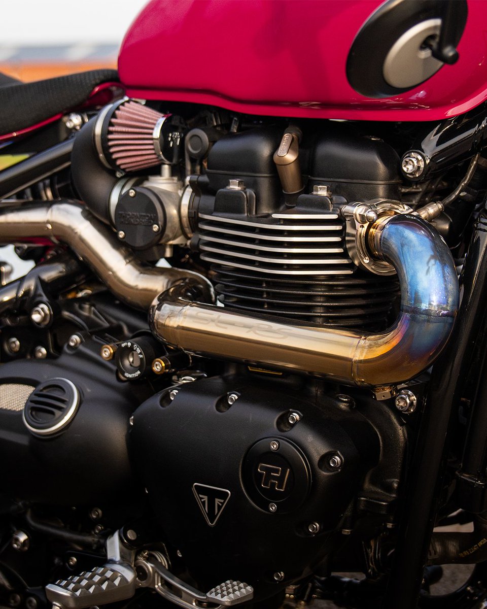 thorntonhundred's tweet image. If comparable, it is no longer a Thornton Hundred bespoke build. 

DM us to start your bespoke Bobber build today. 📲 

#thorntonhundredmotorcycles #thorntonhundred #bobber #bespoke #motorcycle #triumph #motorcyclesofinstagram #Porsche #rubystone