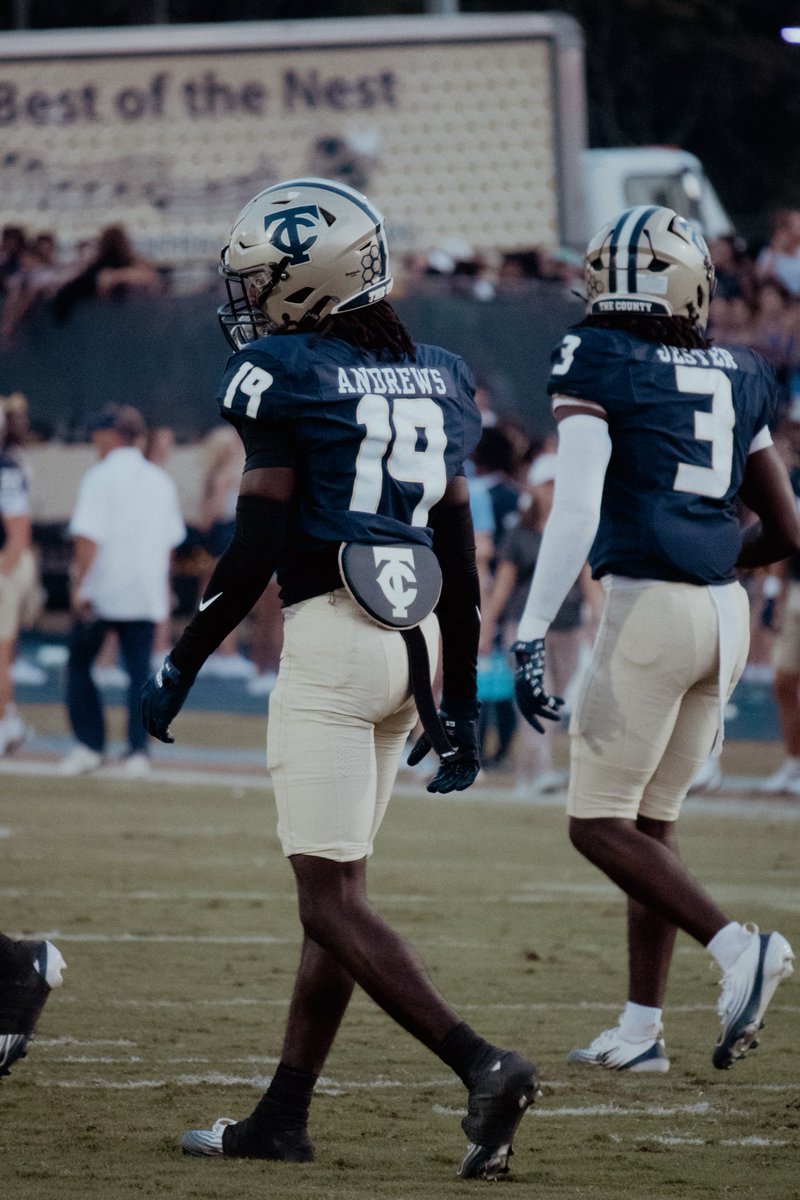 Early Sophomore Season Highlights! hudl.com/v/2ScCch