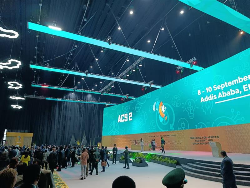 🌍 #ACS2025 wraps in Addis Ababa. Youth activist Moumouni Garba (#Niger, Initiative pour l’Arbre) reminds us:
“Africa emits just 4%, yet suffers the most. Climate justice means putting the most affected at the heart of solutions. Let #COP30 be the turning point".

#ClimateJustice