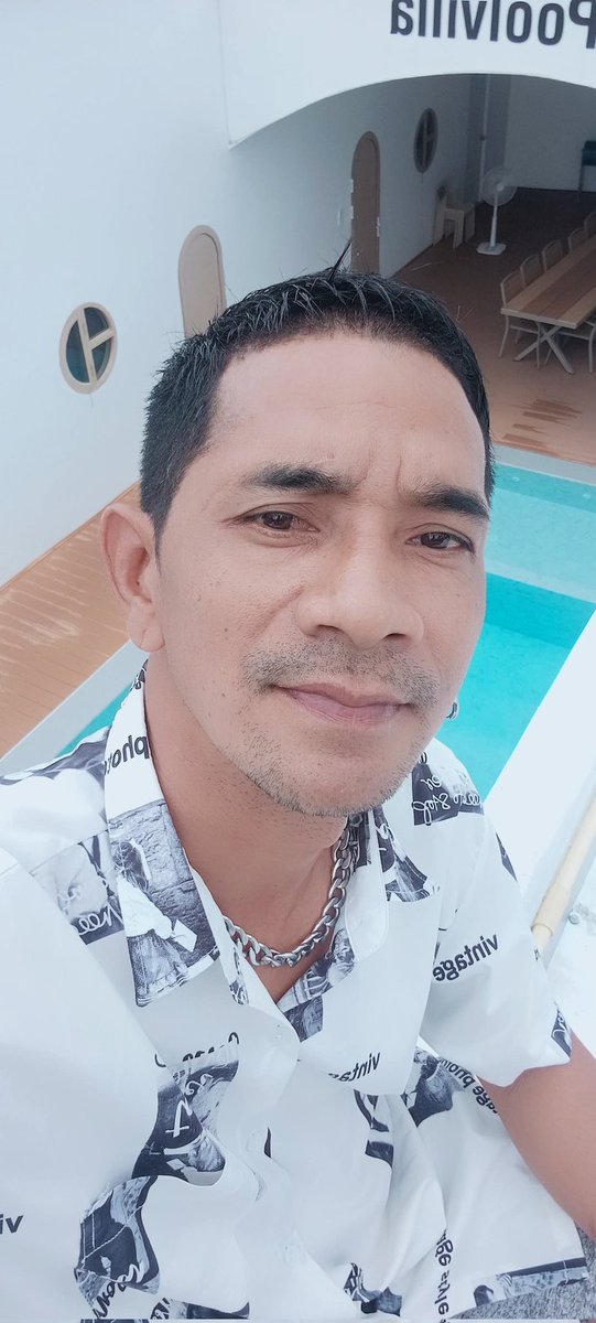 อานนท์ รัตนทอง tweet media