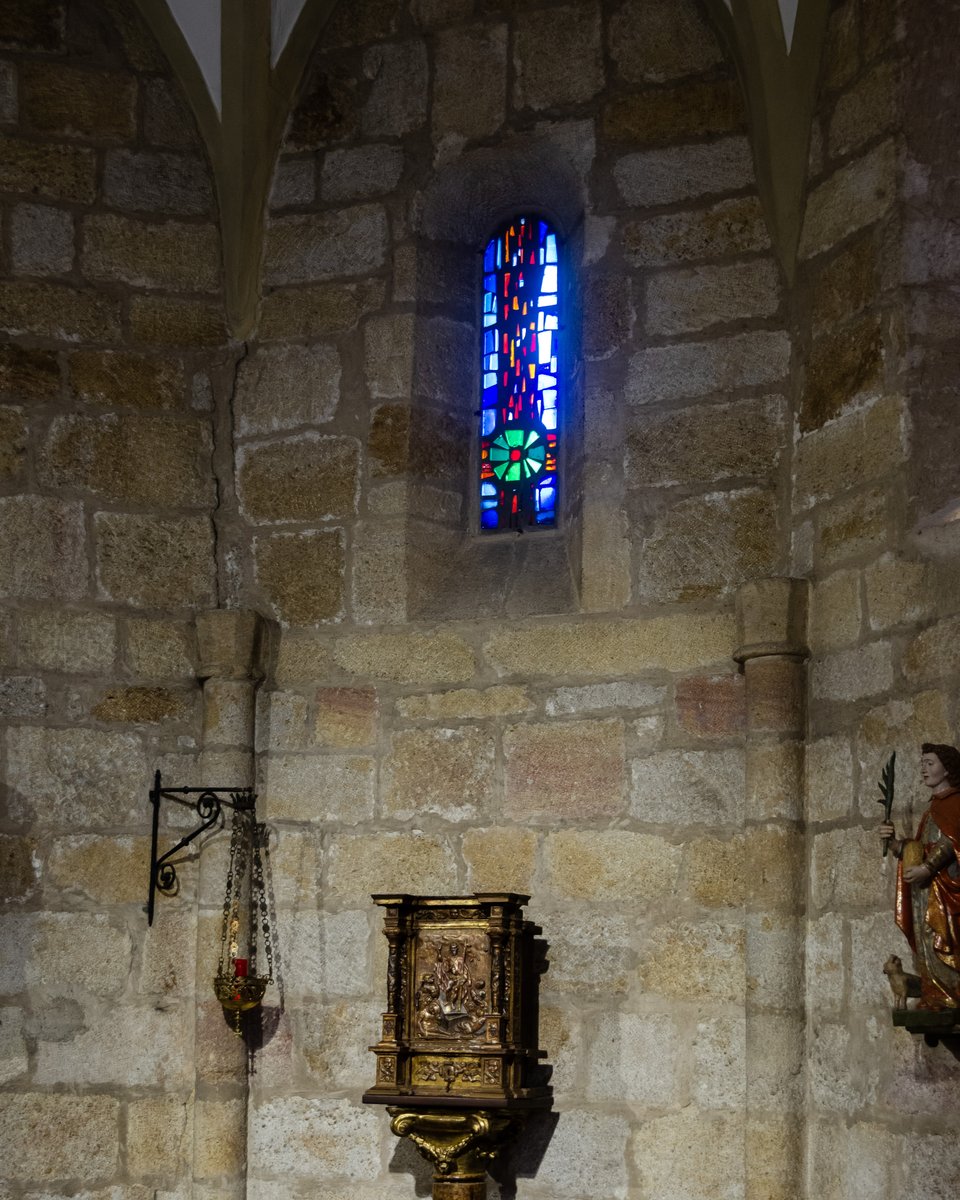 ZamoraSpain's tweet photo. La iglesia de San Frontis se levantó en el siglo XIII como iglesia de un hospital y albergue fundado por Aldovino, un monje franco que ayudó a repoblar la ciudad y la dedicó al primer obispo de la iglesia de Périgueux, San Front, única en España con esta advocación.

🧵⬇️ https://t.co/6oRsAhV4bH