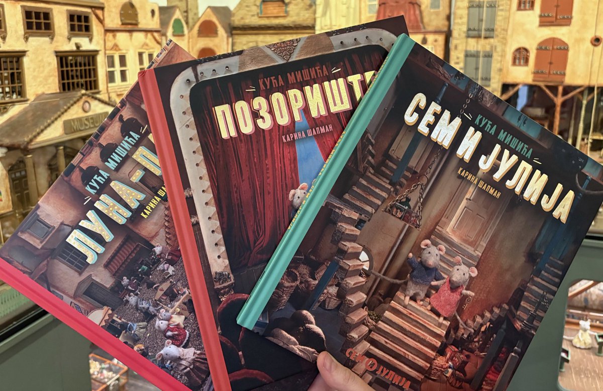 Mijn boeken zijn nu ook vertaald in het Servisch - de eerste drie delen worden in oktober in Servië uitgegeven- inmiddels zijn mijn boeken in 30 talen vertaald- ik kan het nog steeds niet bevatten