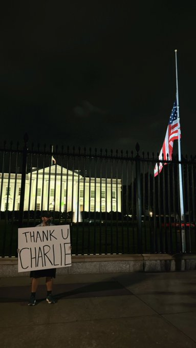 ThePatrioticBlonde🇺🇸 (@imbreckworsham) on Twitter photo 