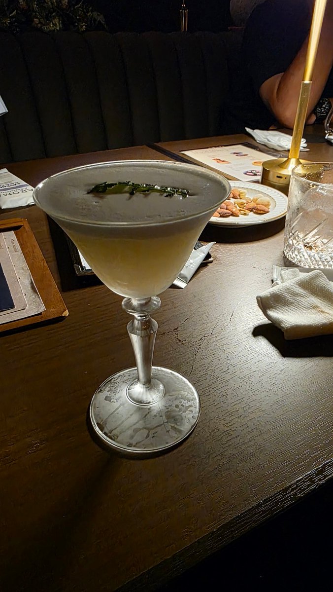 あのう。他人の金で食うA5肉と他人の金で飲む酒が一番美味いですからね。