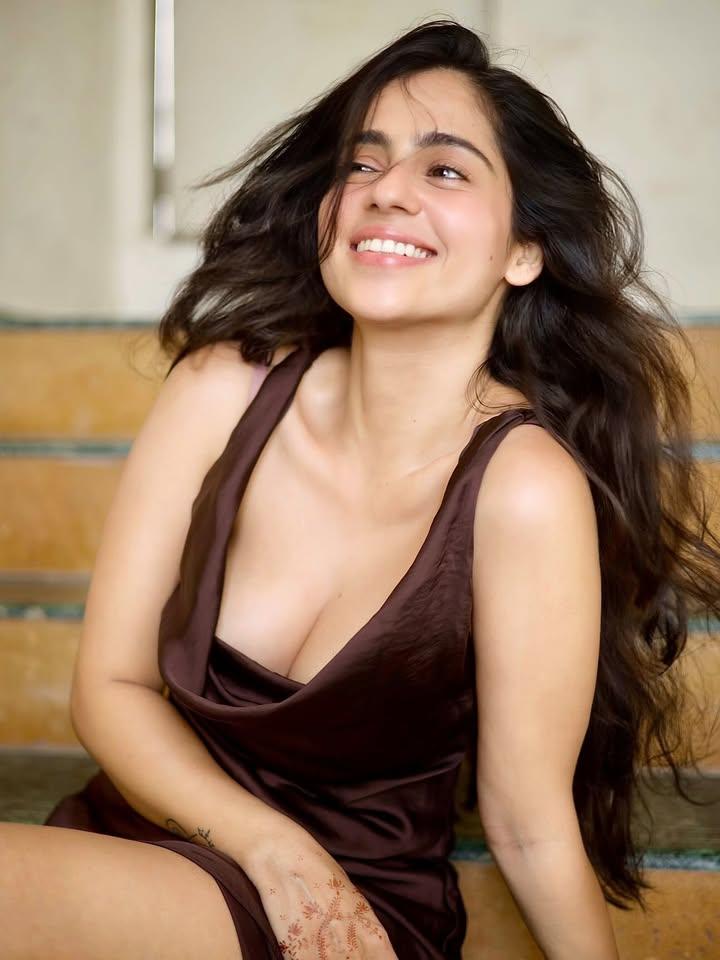 G0keP5FaMAIG5z_?format=jpg&name=medium