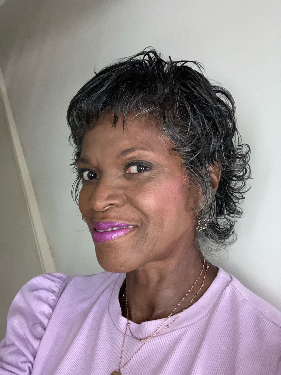 ✨New Hair, New Beginnings ✨ Welcome to my 'Bixie' Hair Era!

:::::::
#bixie #bixiehaircut #tereeswestern #newhaircut #NewHairWhoDis