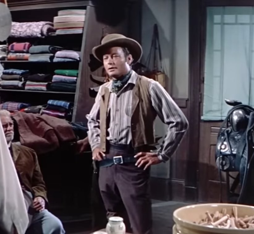 bones mccoy thinker 💭 (@bonespostings) on Twitter photo 