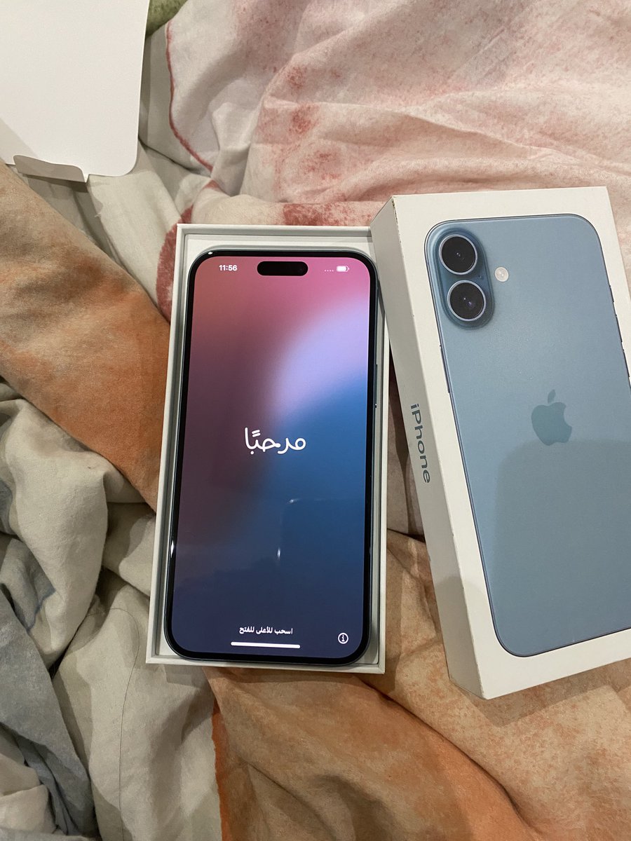uudi01's tweet photo. My new phone🩵🦋🥹✨ https://t.co/RNlvdL2nzA