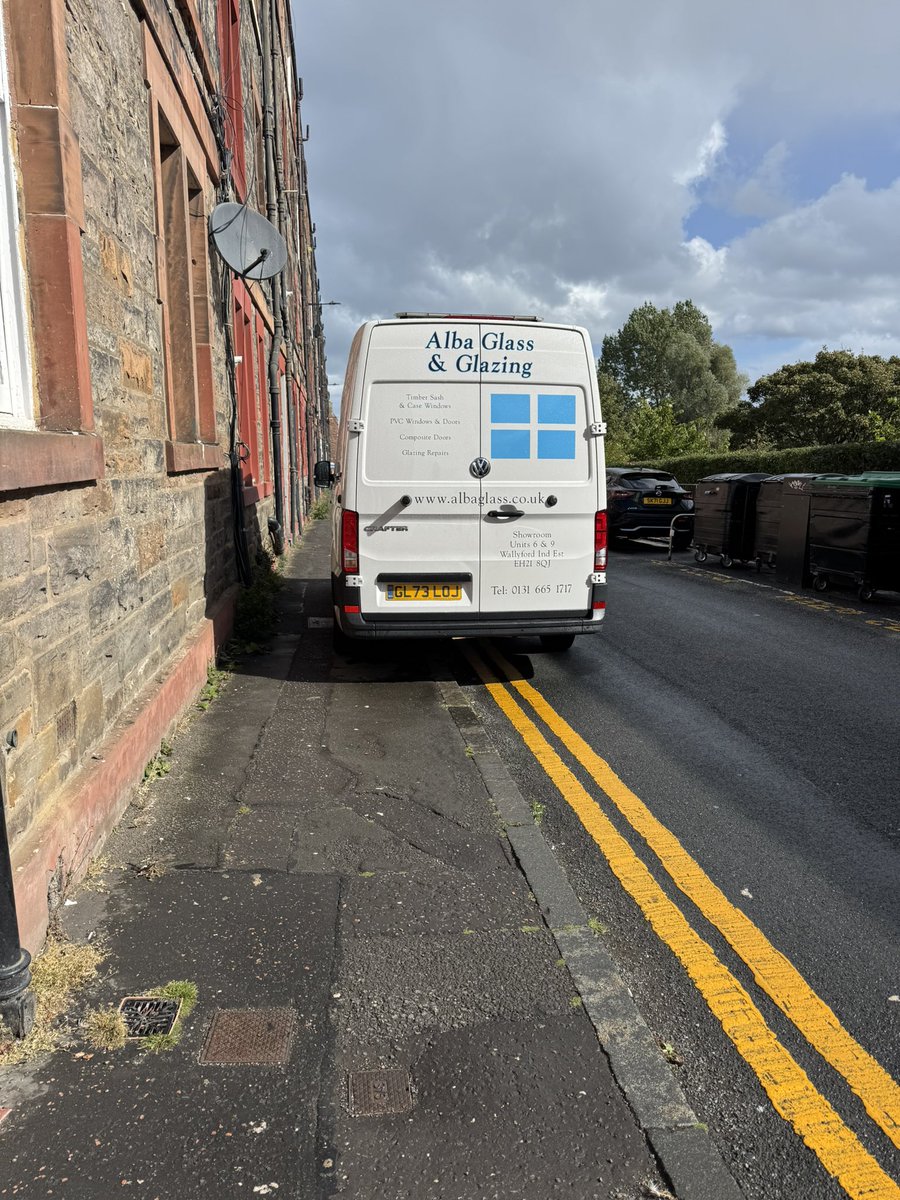 Rebecca Bell tweet media