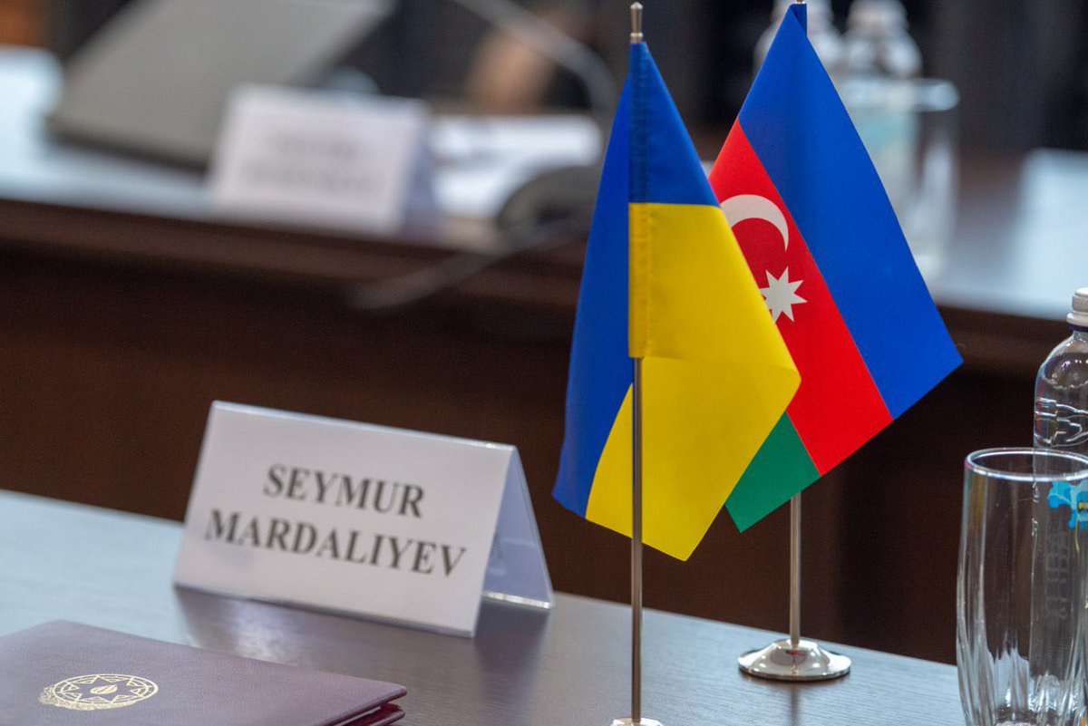 Productive meeting with Ambassador of Azerbaijan Seymour Mardaliyev. We agreed on: Expanding cooperation in justice. Ensuring the rights of Azerbaijani citizens in Ukraine
🇺🇦🇦🇿 Grateful to Azerbaijan for its support! Our dialogue strengthens bilateral relations between our states