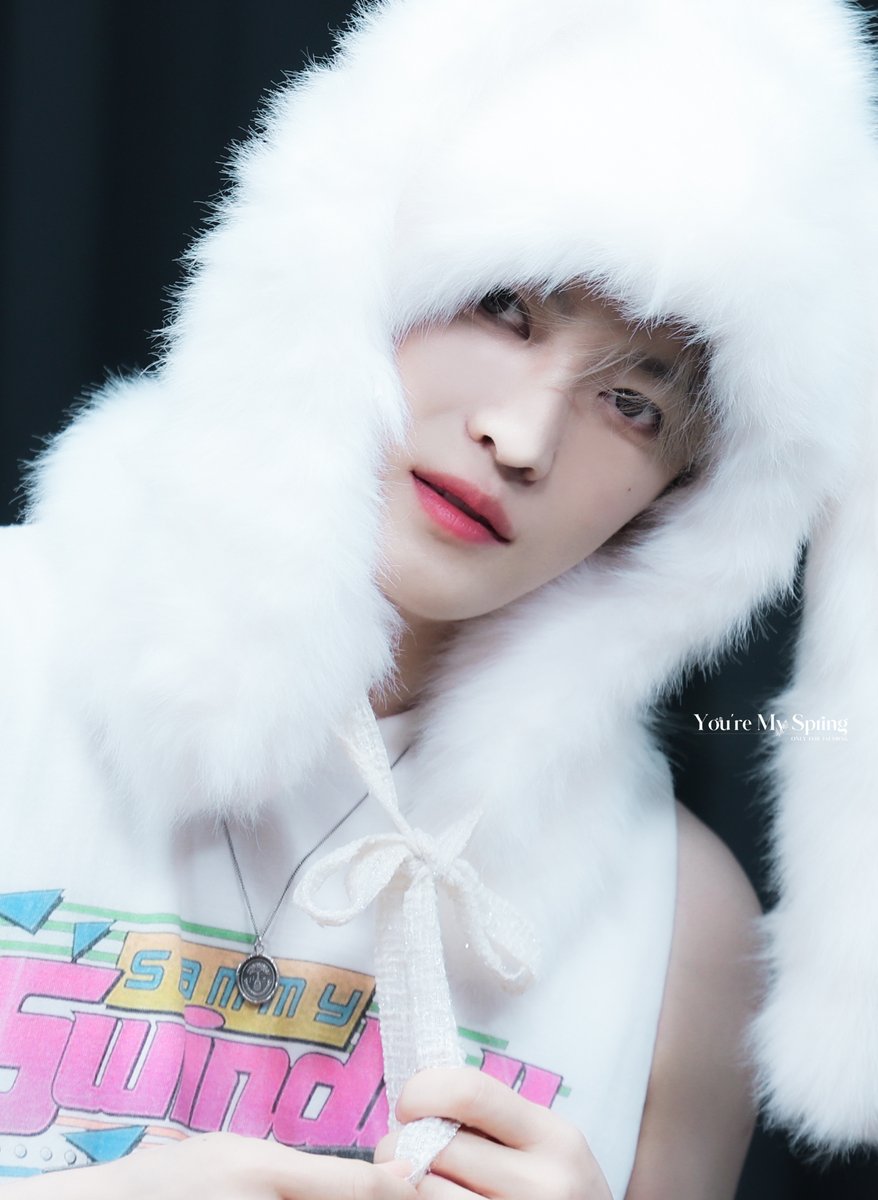 0822 𝕭𝖊𝖆𝖚𝖙𝖞 𝖎𝖓 𝕮𝖍𝖆𝖔𝖘 메이크스타 팬사인회 

❤️🤍🖤

#김재중 #재중 #KIMJAEJOONG #JAEJOONG #金在中 #ジェジュン