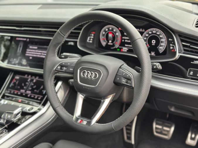 AutoTraderSA's tweet image. Q7 vs. GLC 43: The German SUV showdown is ON! 💥 Which one delivers the most for your money? Read our comparison to find out, then tell us what you think!
bit.ly/AudiQ755TFSIQu…
#AudiQ7 #MercAMG #CarShowdown #Automotive #BuyingGuide