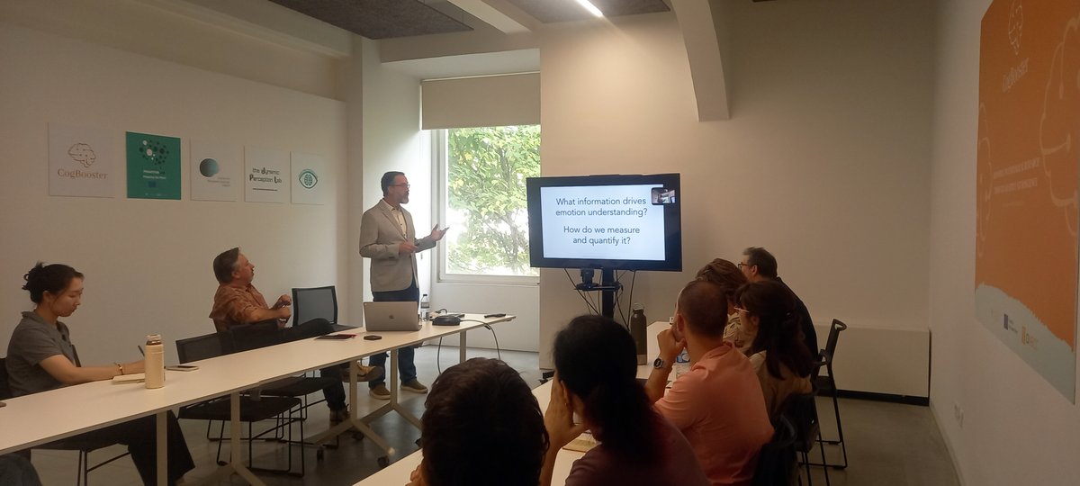 CogBooster (@cogbooster_uc) on Twitter photo Today, we welcomed Dr. David Whitney (<a href="/UCBerkeley/">UC Berkeley</a>) for a talk on emotion perception. 🧠
His lecture, “The aperture problem of emotion perception”, highlighted recent work from the Whitney Lab for Perception and Action. 💡
<a href="/ProactionLab/">Proaction Lab</a> Today, we welcomed Dr. David Whitney (<a href="/UCBerkeley/">UC Berkeley</a>) for a talk on emotion perception. 🧠
His lecture, “The aperture problem of emotion perception”, highlighted recent work from the Whitney Lab for Perception and Action. 💡
<a href="/ProactionLab/">Proaction Lab</a>