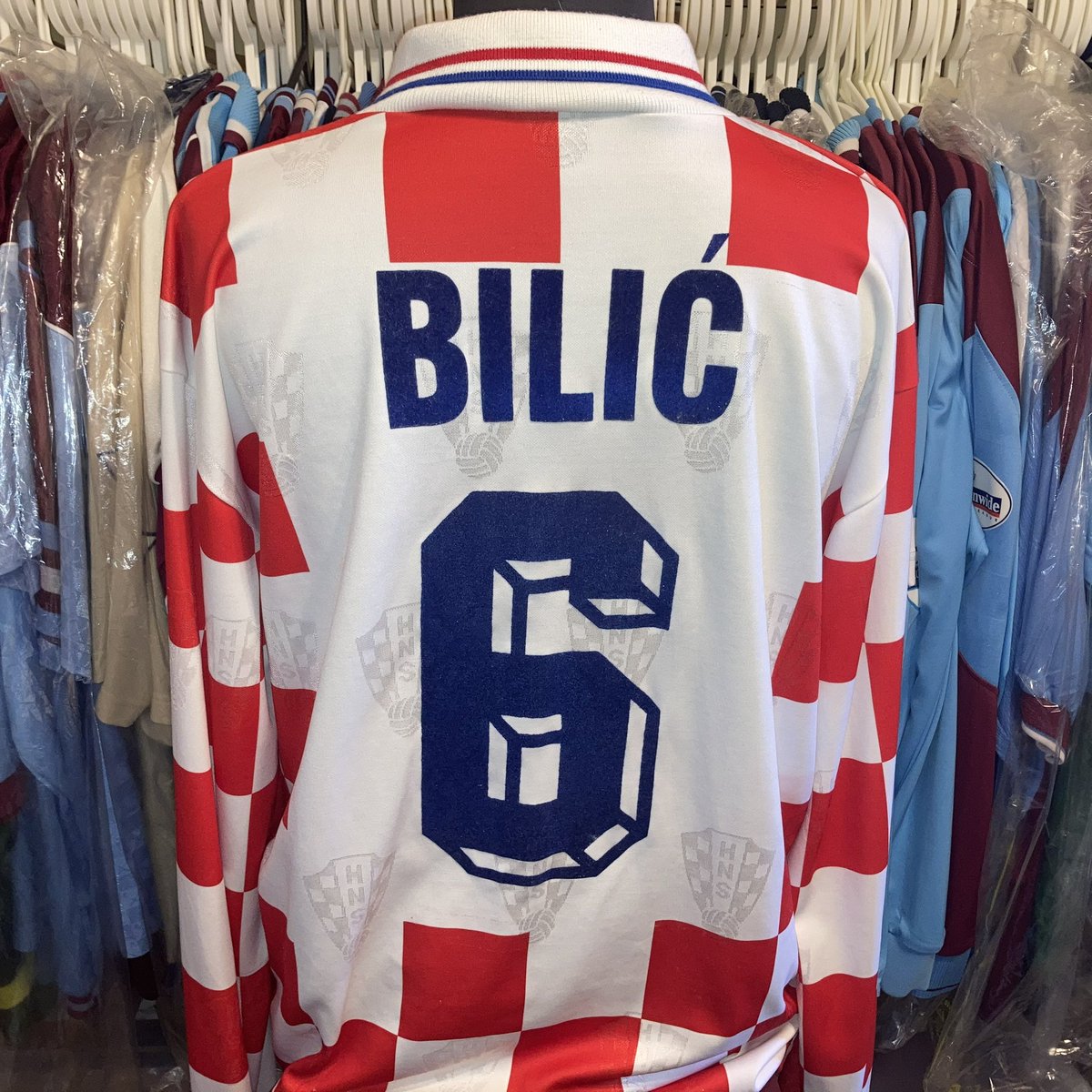 🇭🇷🏰⚒️🫧