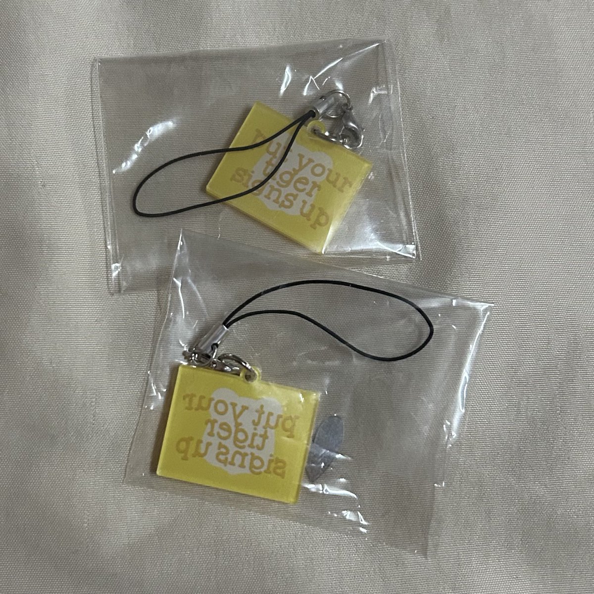 stepintosoongyu's tweet image. To everyone who participated in our Stamp Rally event,

Our 8th-17th winners, kindly DM us if you haven&apos;t received your (1) acrylic phone charm 😊

Thank you! 🐶🐯