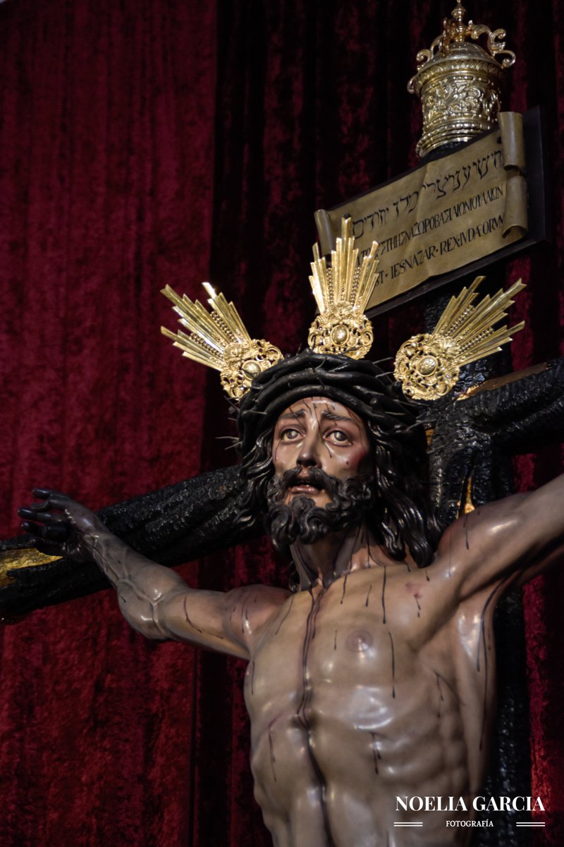 ❤️ “La cruz de Cristo, es la cruz “en la que se muere para vivir; para vivir en Dios y con Dios, para vivir en la verdad, en la libertad y en el amor, para vivir eternamente”. 

Hoy 14 de septiembre, Festividad de la Exaltación de la Santa Cruz,

#CofradíasMLG