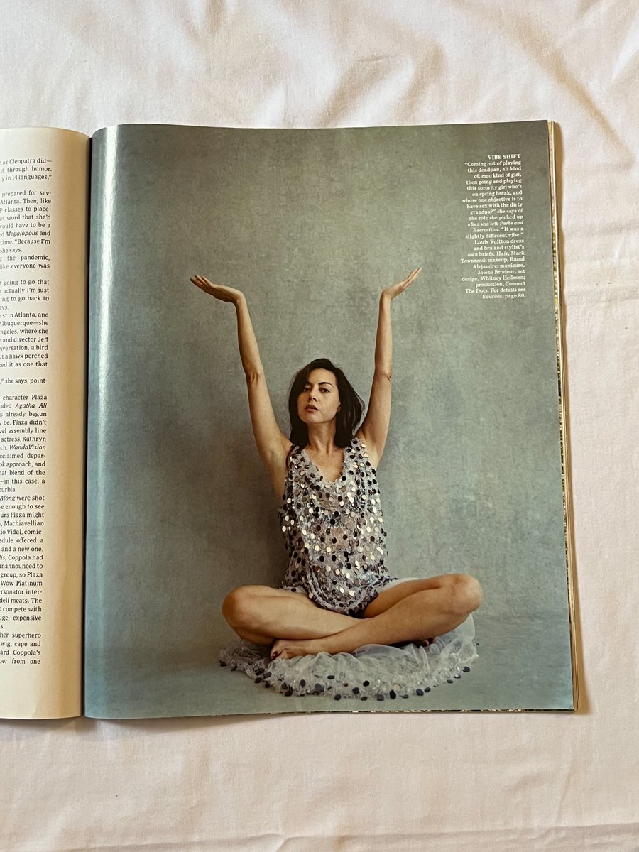 คิดนานมากว่าจะเอฟเล่มนี้ดีมั้ยเพราะราคาถูกมาก แค่ 300 กว่าๆ พอได้มาแล้ว คือแสนจะ ⭐️ ฟิน ⭐️ เป็นสวยมาก สีที่ถูกต้อง 🪿🌼🪿 , i love aubrey คุ้มค่ามาก

#summerinusreview
<a href="/summerinus__/">SUMMERINUS 🌞</a>