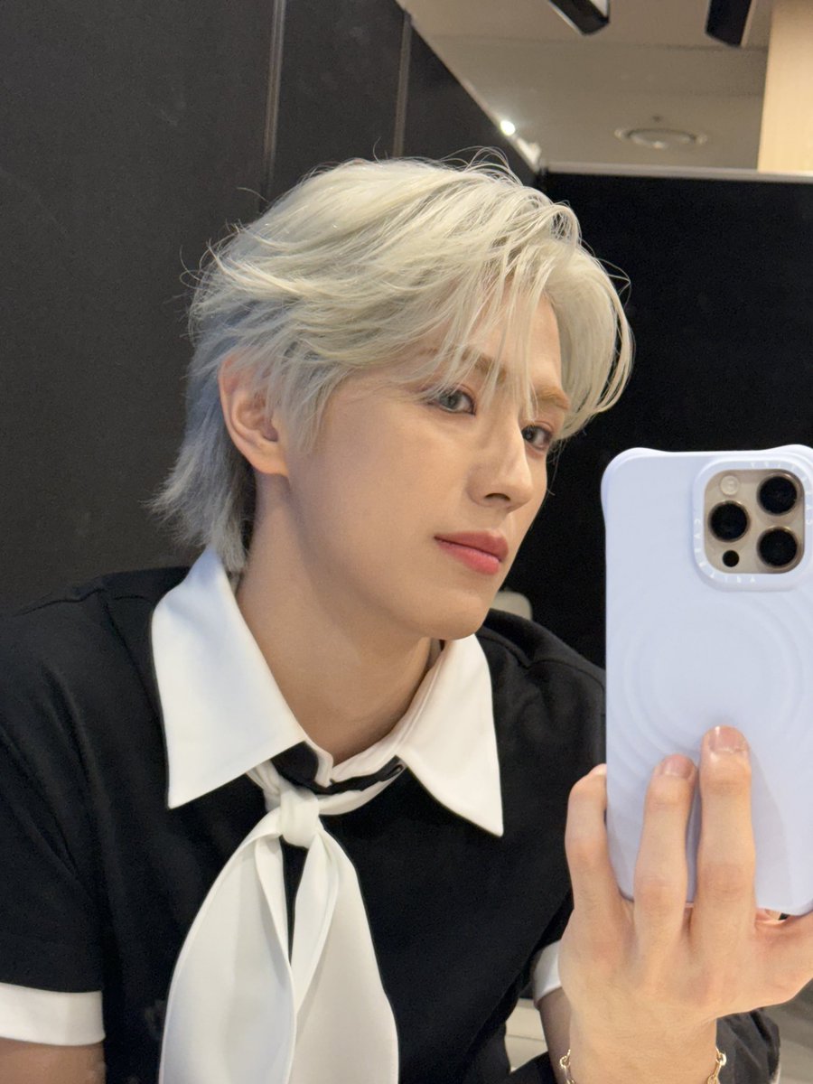 CIX_twt's tweet photo. 니가 궁금해!!
파이팅☺️

#CIX #FIX #용희 #김용희 #ヨンヒ #yonghee https://t.co/LmyE33vgu2